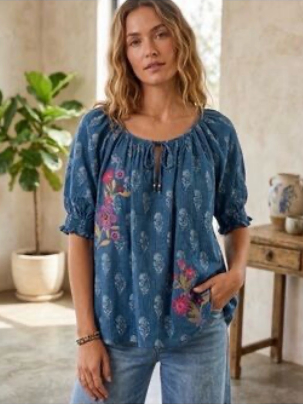 NWOT Natural Life Floral Dara Tunic Top
